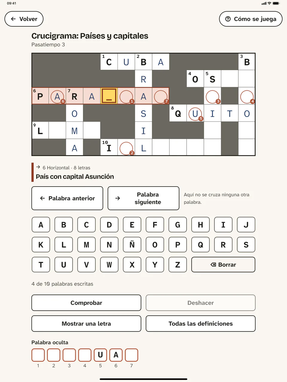 Un crucigrama en una tableta: arriba la cuadrícula, debajo la pregunta, un teclado de la A a la Z y los botones «Comprobar» y «Mostrar una letra».